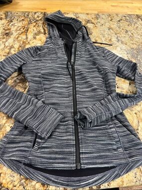 Hooded Define Jacket Nulu size 8